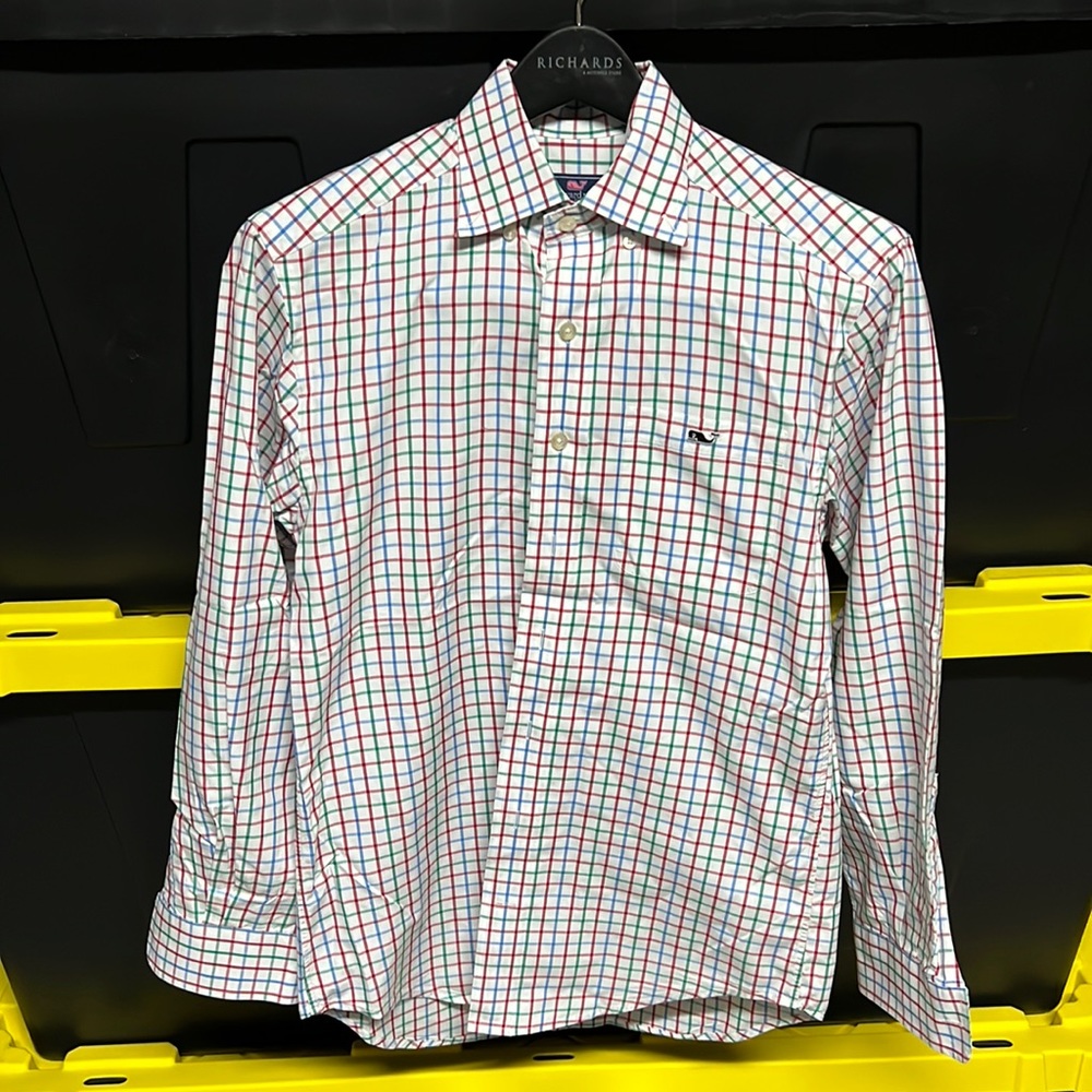 VV shirt